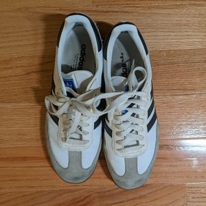 Adidas samba sneakers, size 8 mens